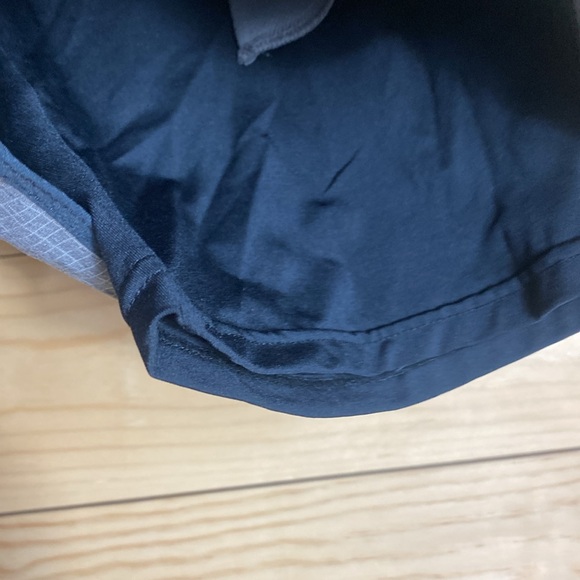 Vuori mens Stockton shorts size XL - Picture 10 of 10